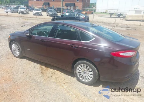 2013 Ford Fusion Hybrid Se z USA, uszkodzony, nr VIN 3FA6P0LU9DR355247